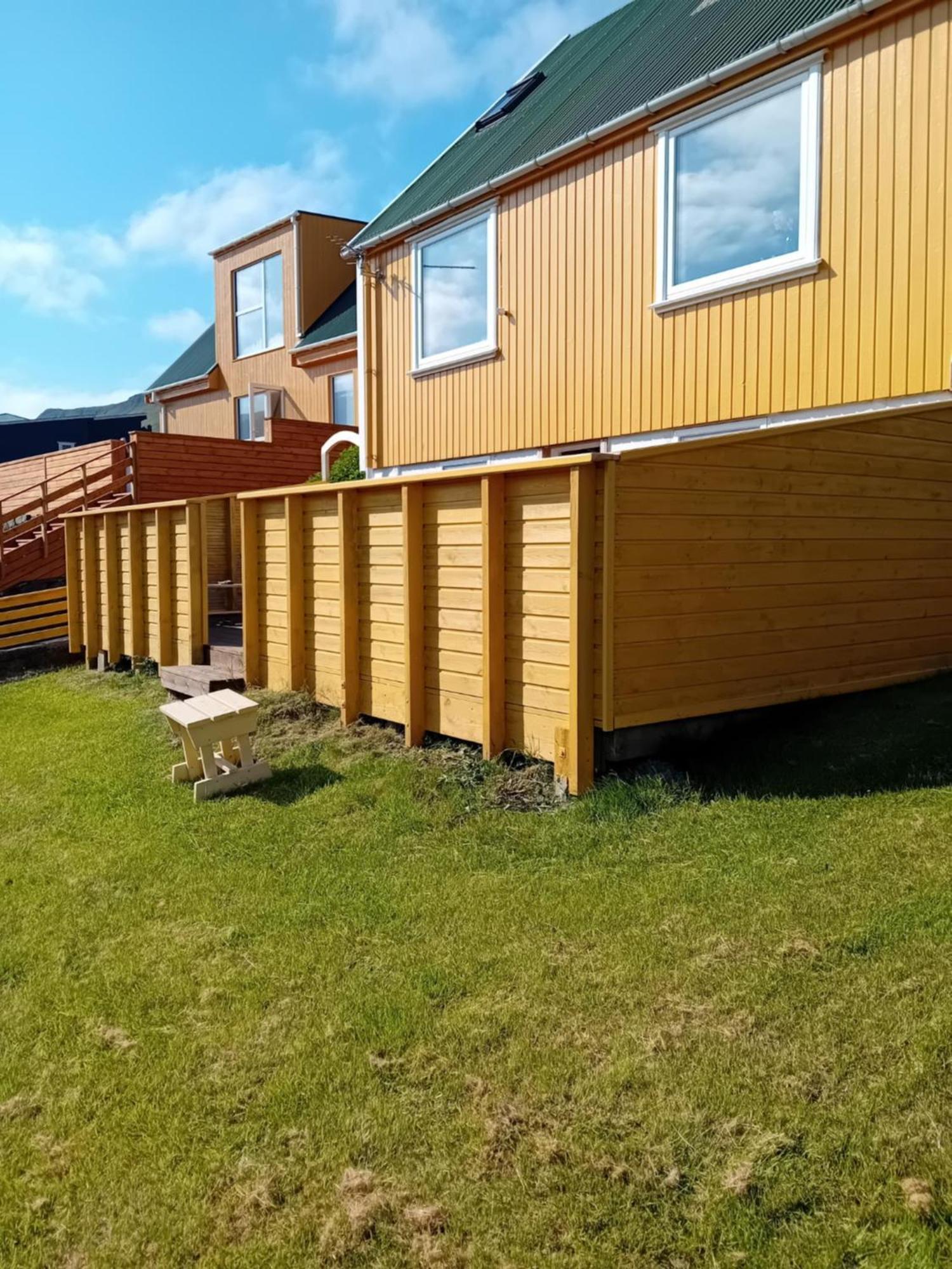 Det Lille Gule Hus Villa Trongisvagur Ngoại thất bức ảnh